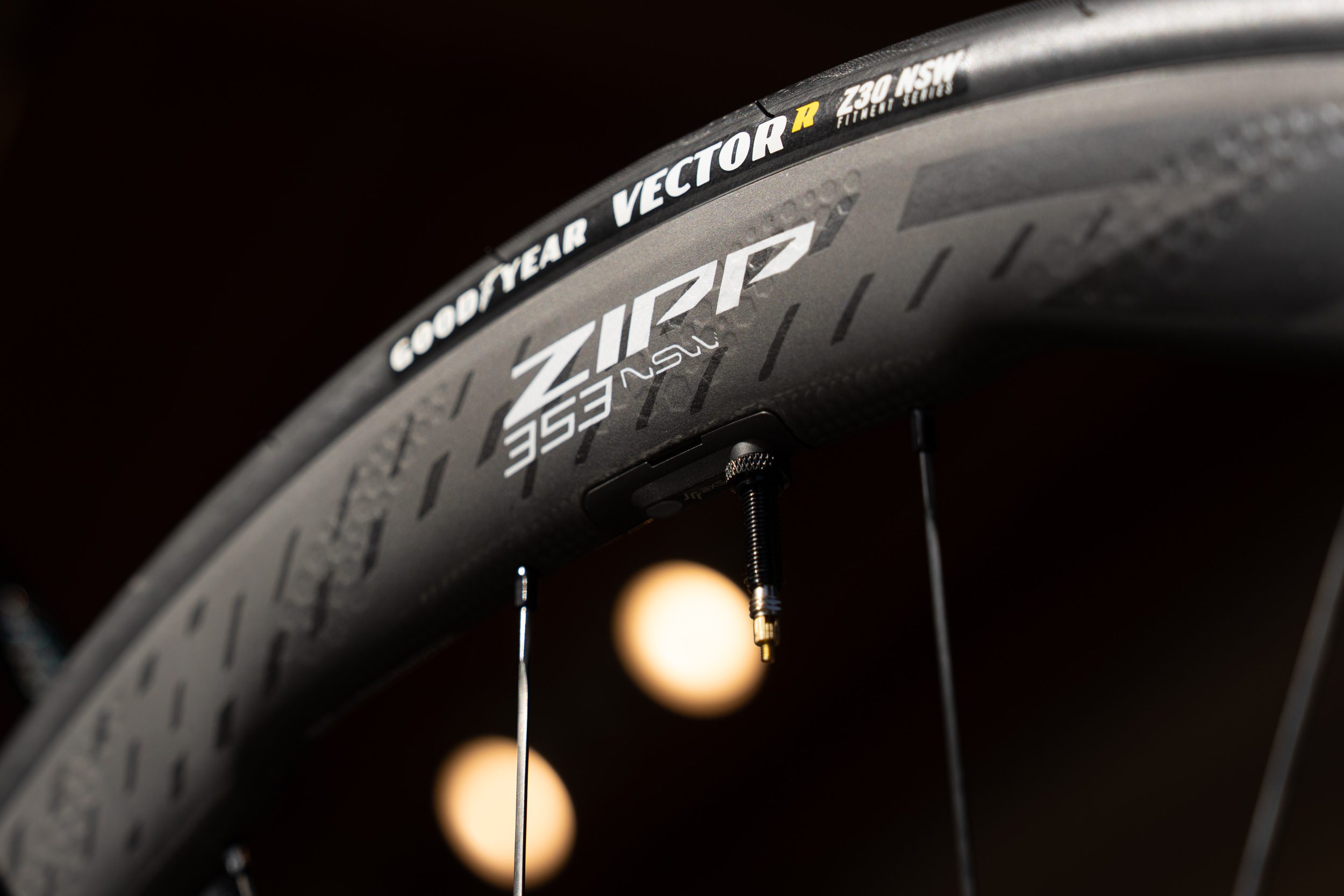 Zipp 353 NSW Wheelset With AXS Wheel Sensor | Regroup